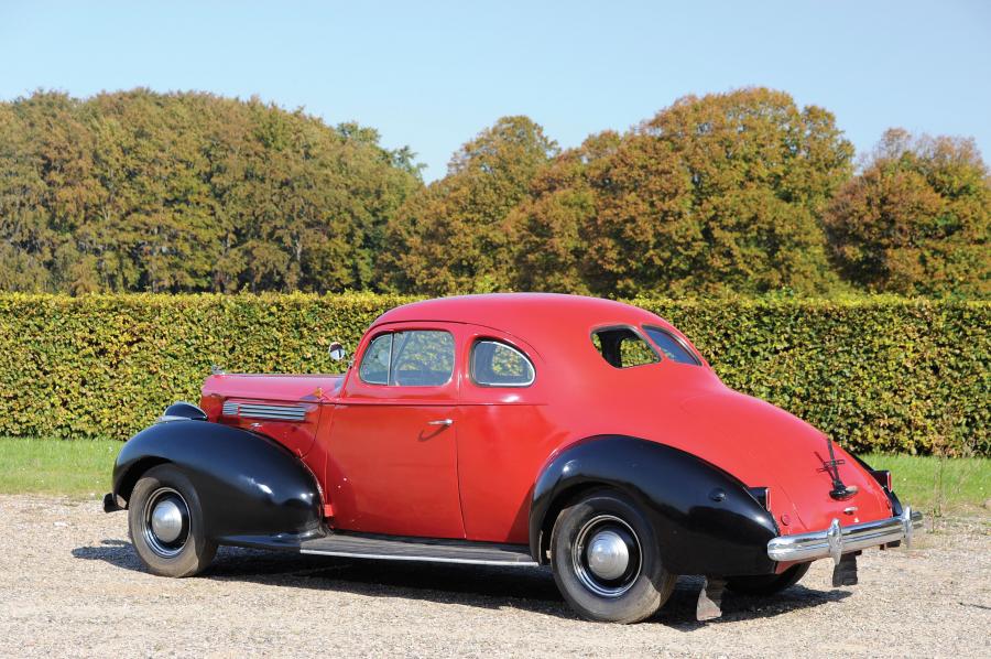 Packard Eight Series 1601 Club Coupe 1938 года  (фото 7 из 7)